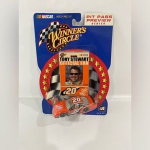 2002 NASCAR Winners Circle 03218 Tony Stewart #20 Pit Pass Preview 1:64